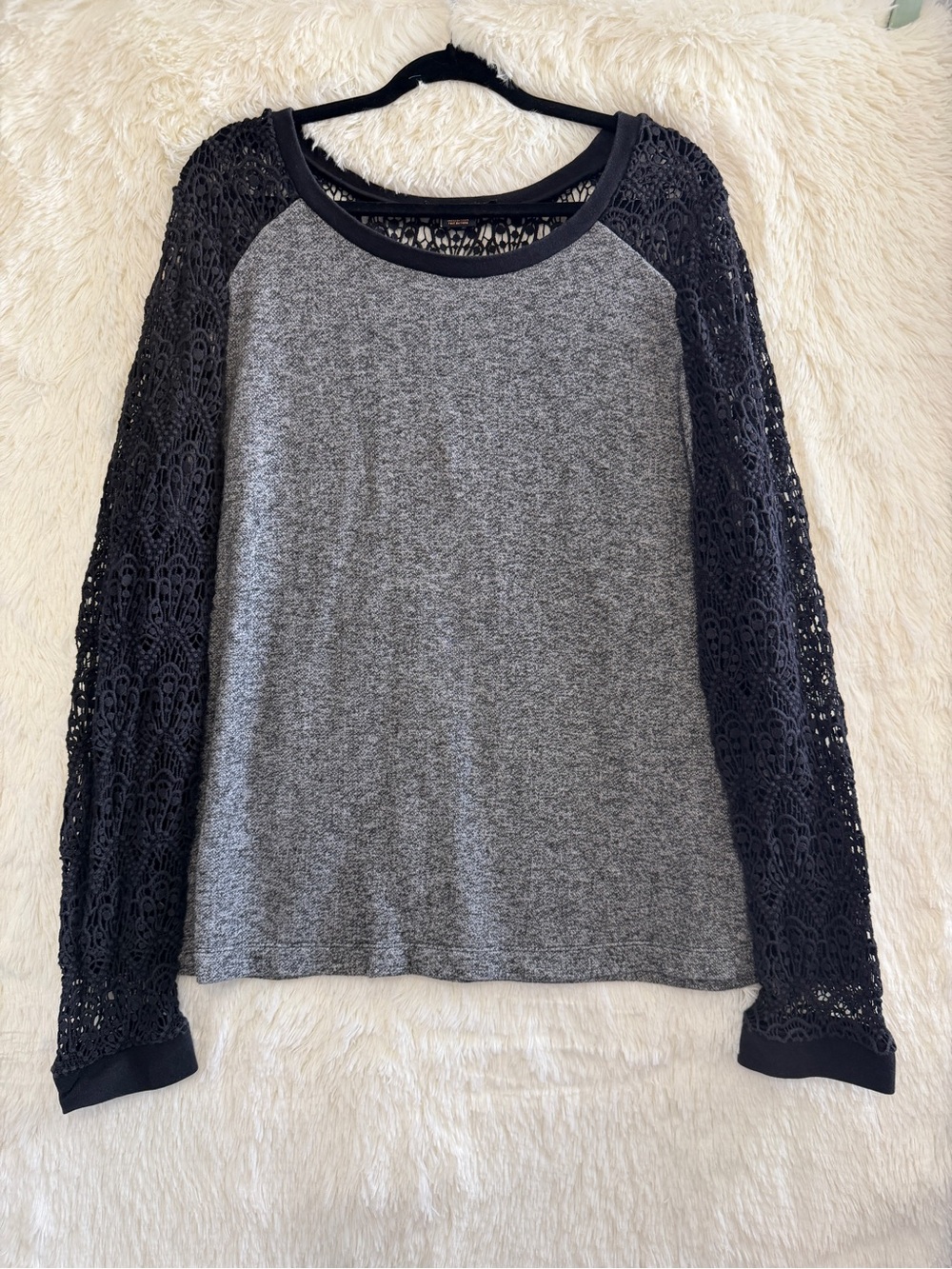 Love & Legend Womens Whimsigoth Raglan Crochet Lace Sleeve Top Size 4X Grey Boho